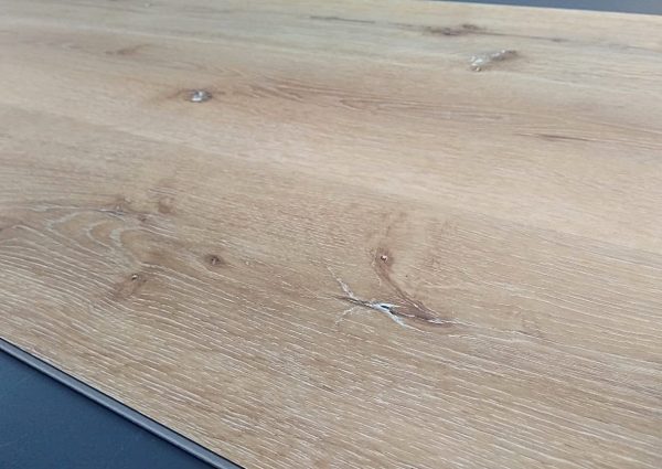 Piso Vinílico Valvi Dry Back 2mm Liston Caja X 4,49 M² - Imagen 2