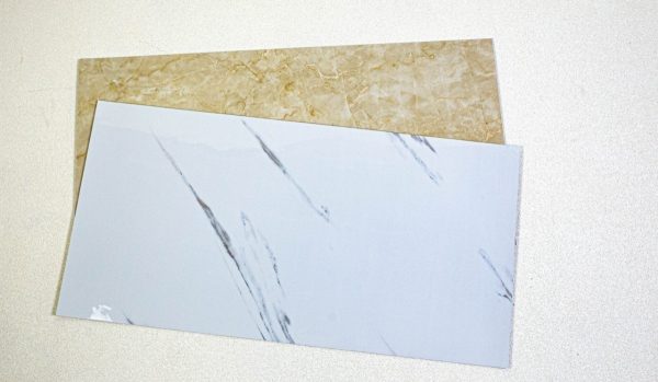 Revestimiento Autoadhesivo Vinilico Baldosa 2mm Marmol 30x60 Color Travertino - Imagen 4