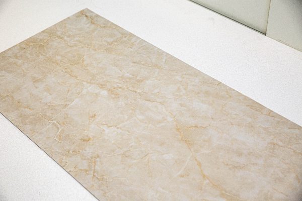 Revestimiento Autoadhesivo Vinilico Baldosa 2mm Marmol Caja