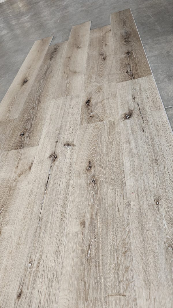 Piso Vinilico Spc Alto Transito Click 4,5mm Madera Valvi - Imagen 10