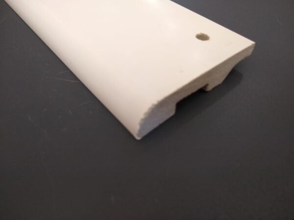 Zocalo Pvc Blanco Curvo Resistente Al Agua 7cm X Tira 2,45ml - Imagen 3