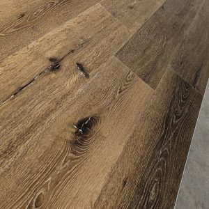 Piso Vinilico Spc Alto Transito Click 4,5mm Madera Valvi