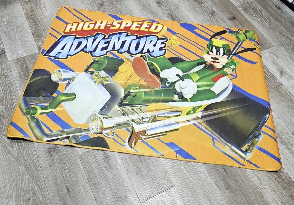 Alfombra Infantil Mickey Road Racers Carpeta 67x120 - Imagen 2
