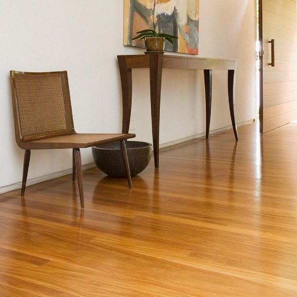 Hidrolaca Madera Plastificante Kekol K4035 1lt Acabado Brillante - Imagen 2